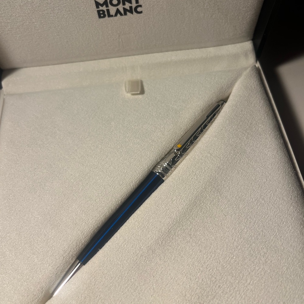 Mont Blanc Meisterstuck Special Edition “Doue Le Petit Prince & Fox” Pen